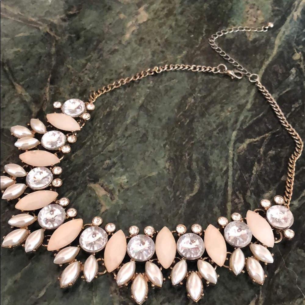 Statement necklace